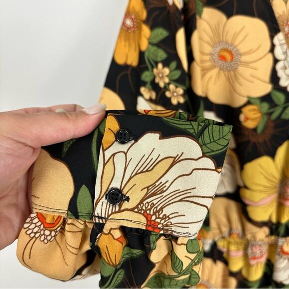 Forever21 Black Yellow Multi Long Sleeve Floral Short Romper Size 1X - Picture 11 of 12